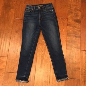 Joe’s Jeans Raw Hem Denim Skinny Jeans Raw Hem size 25